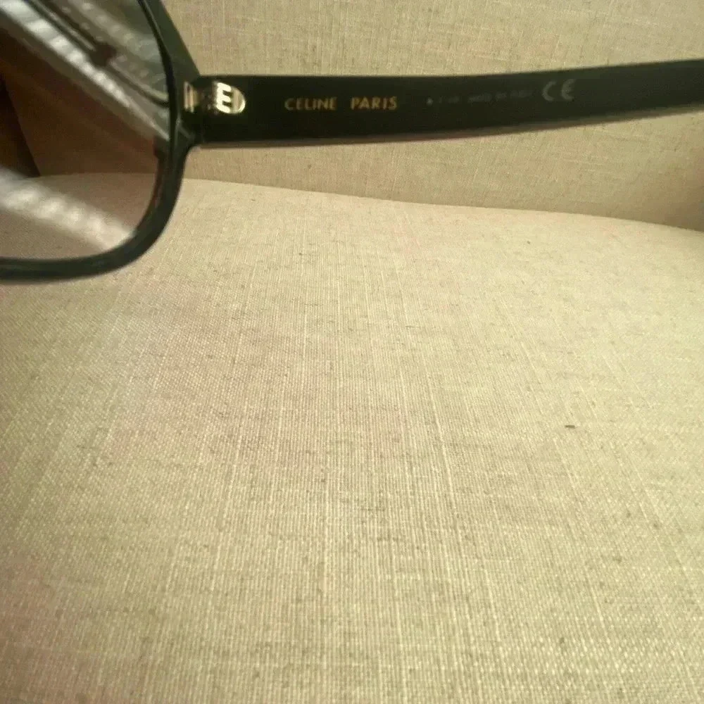 Celine Round Maillon Triomphe Round Frames Sunglasses CL401541